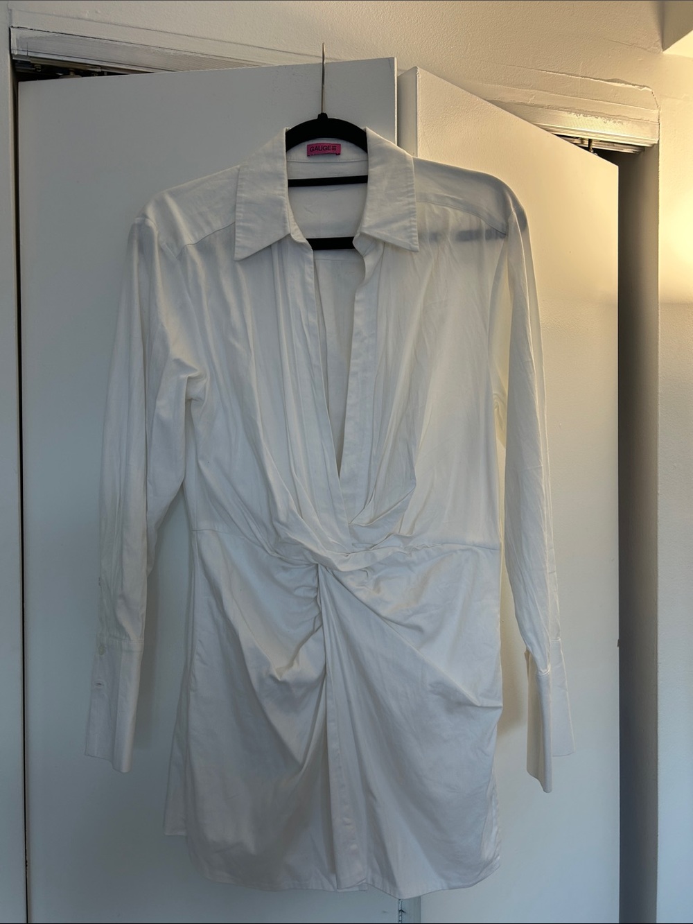 Gauge81 White Twist-Front Mini Shirt Dress